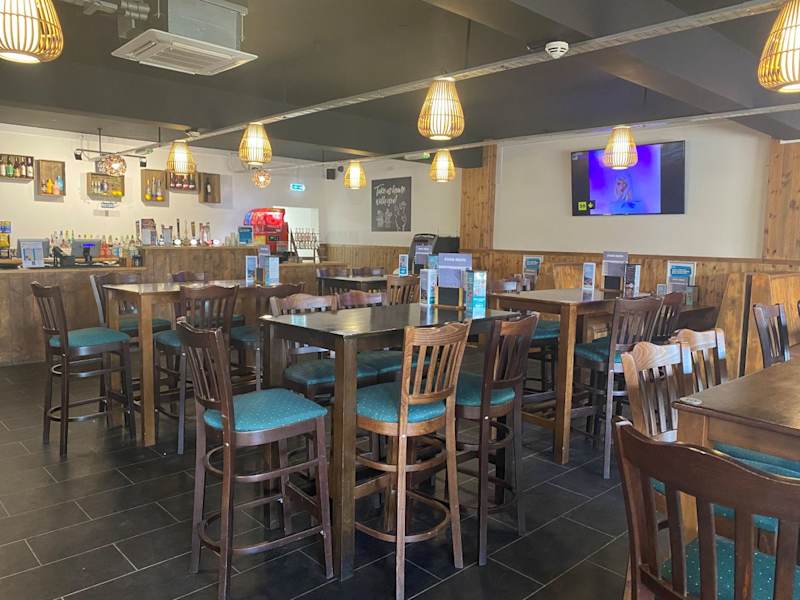 Buckets Sports Bar & Restaurant